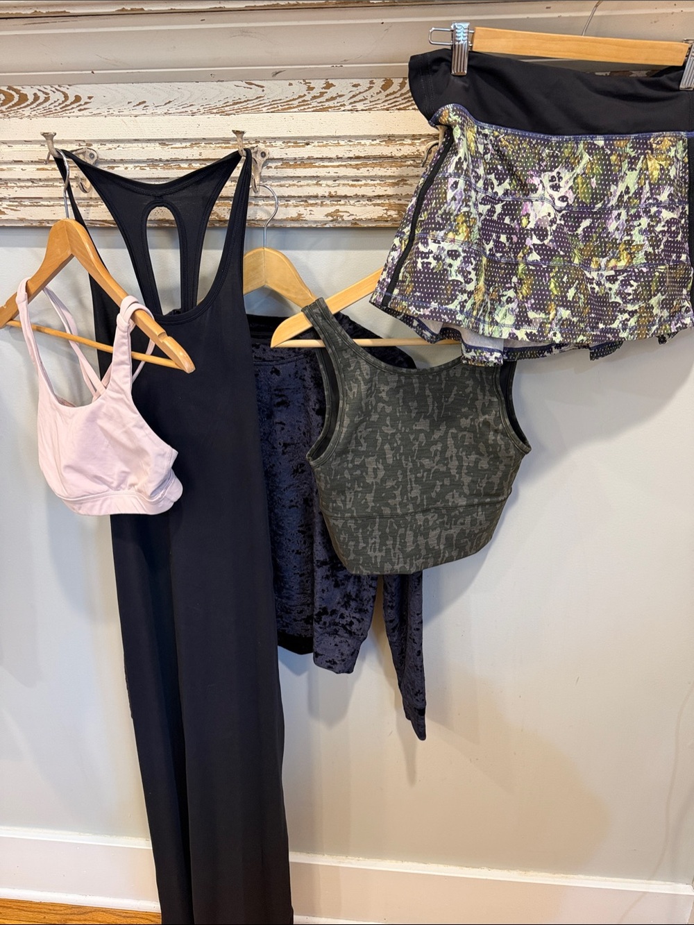 Lululemon 5 Piece Bundle Size 6